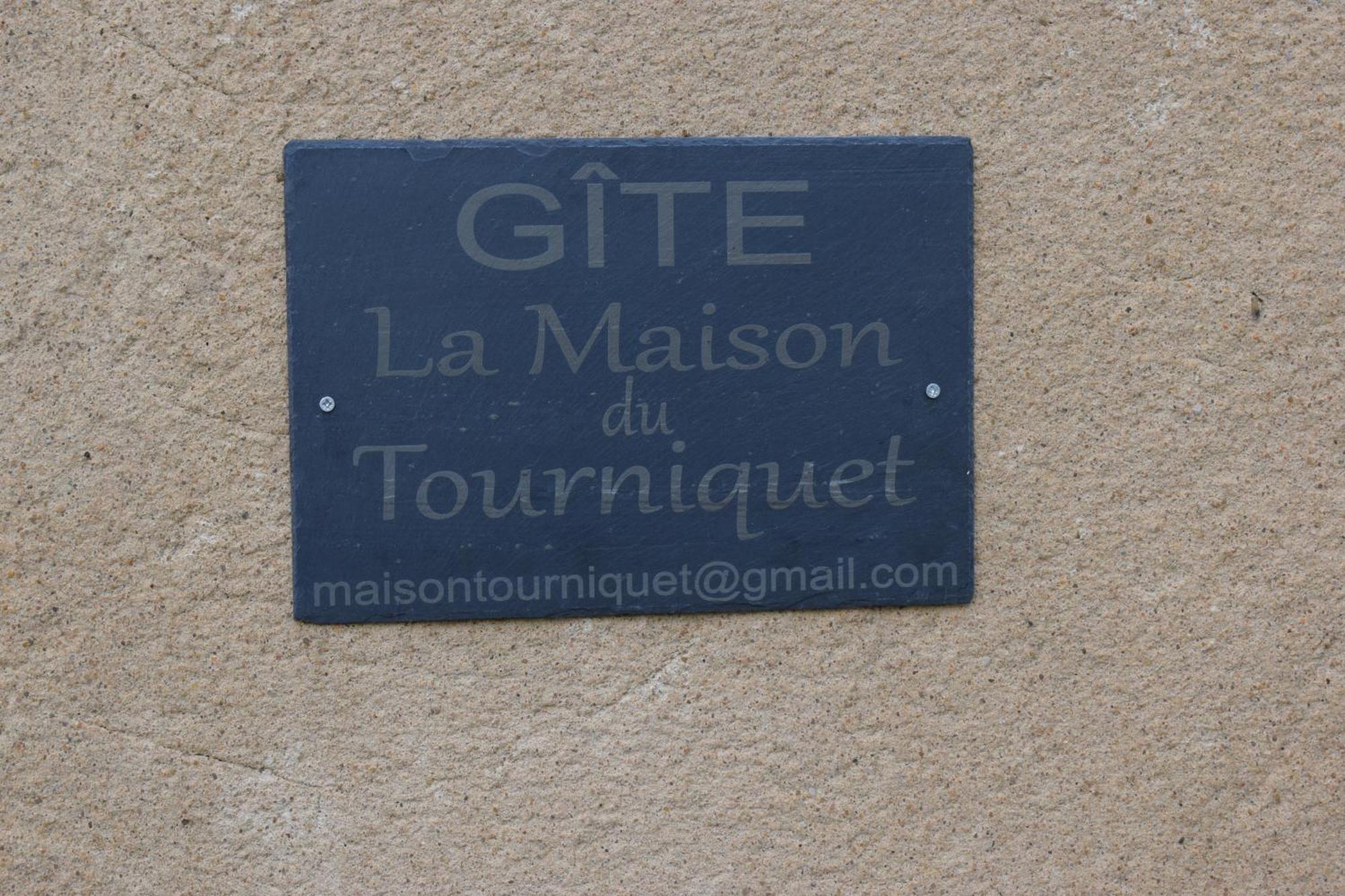 La Maison Du Tourniquet オーブテール・シュル・ドロンヌ エクステリア 写真